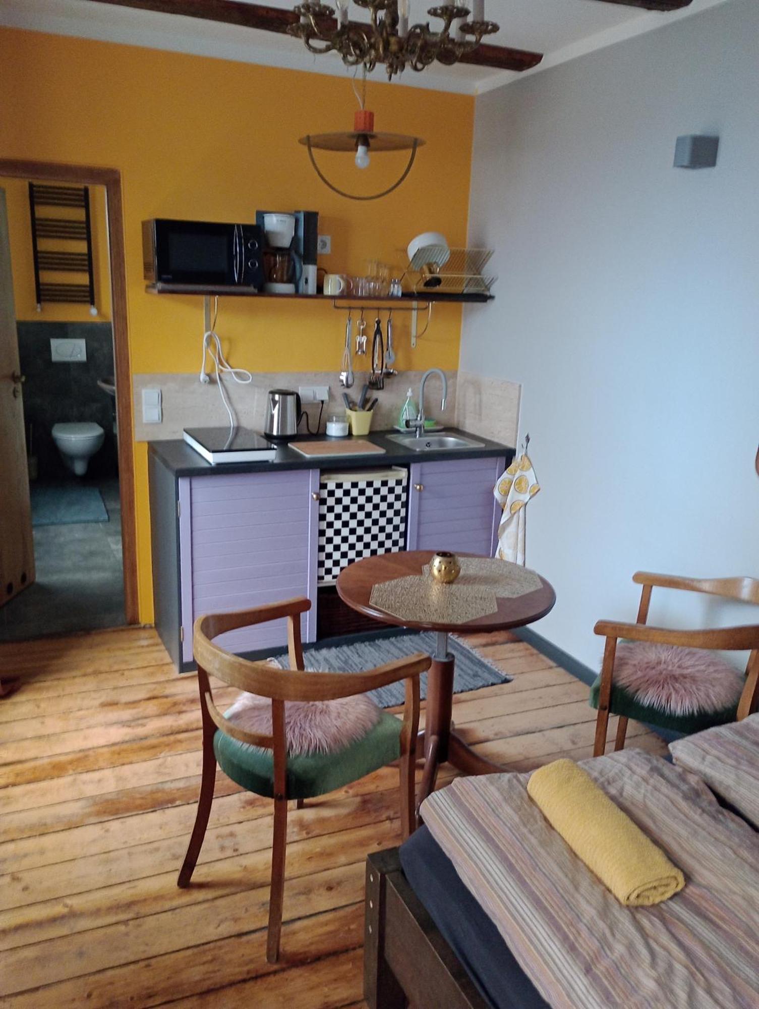 Alte Brennerei Apartments 트라벤트라바흐 외부 사진